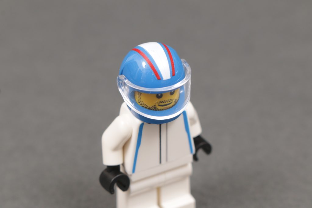 LEGO City 60474 F1 Grid with VCARB Sauber Race Cars review 28 1024x683