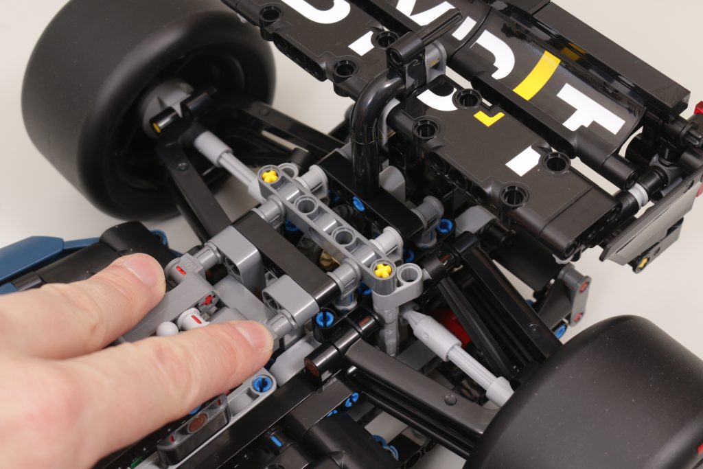 LEGO Technic 42206 Oracle Red Bull Racing RB20 F1 Car review 62 1024x683