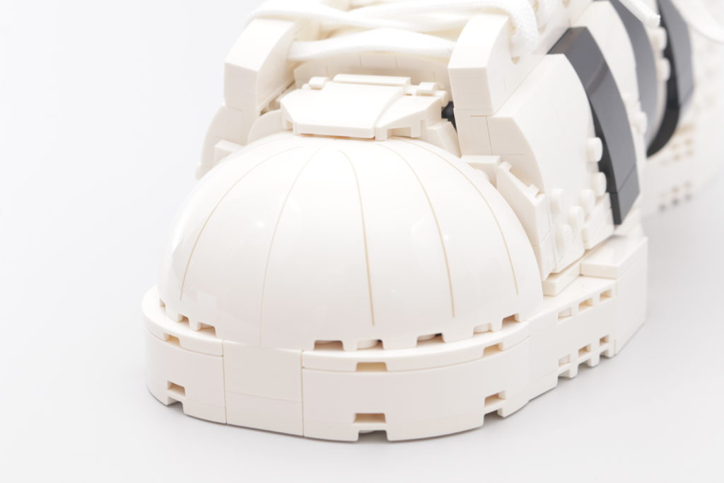 LEGO Creator Expert 18 plus 10282 Adidas Superstar review 42