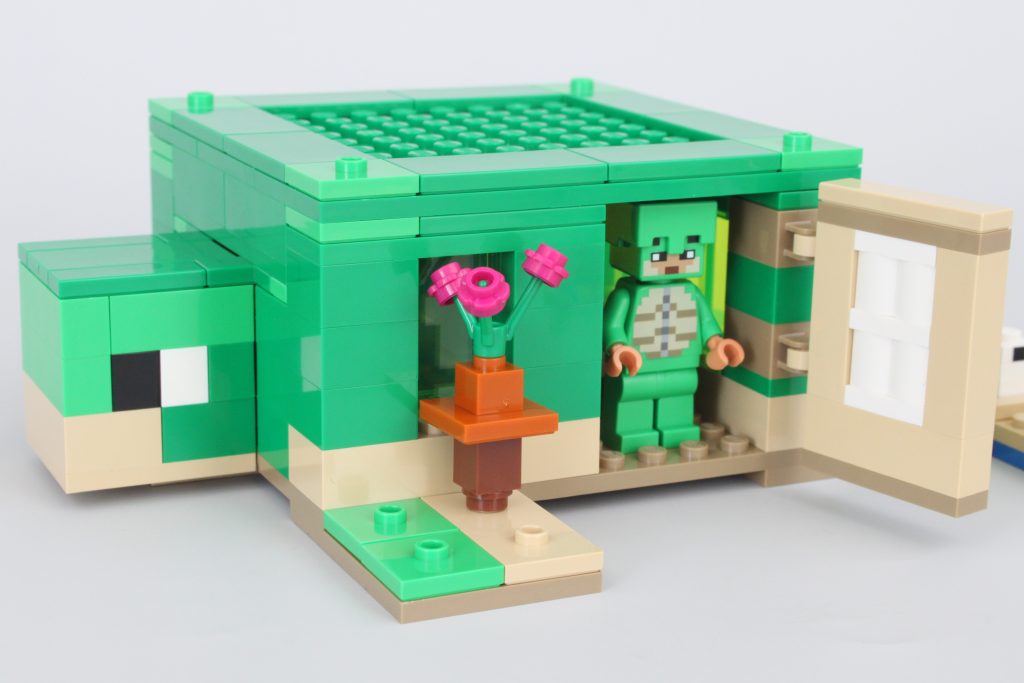 LEGO Minecraft 21254 The Turtle Beach House review 25 1024x683
