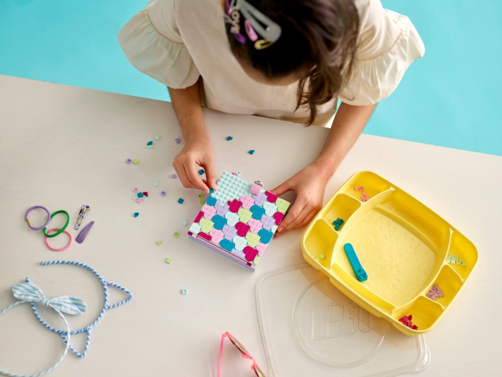 LEGO DOTS 41915 Jewelry Box 11