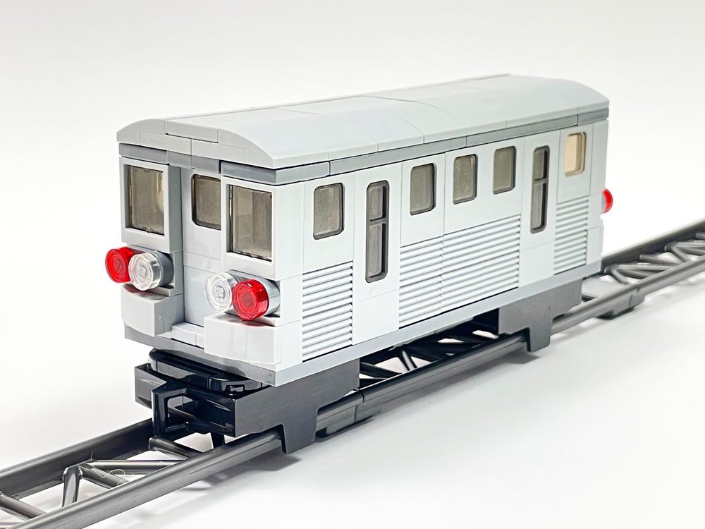 iron foot subway car moc