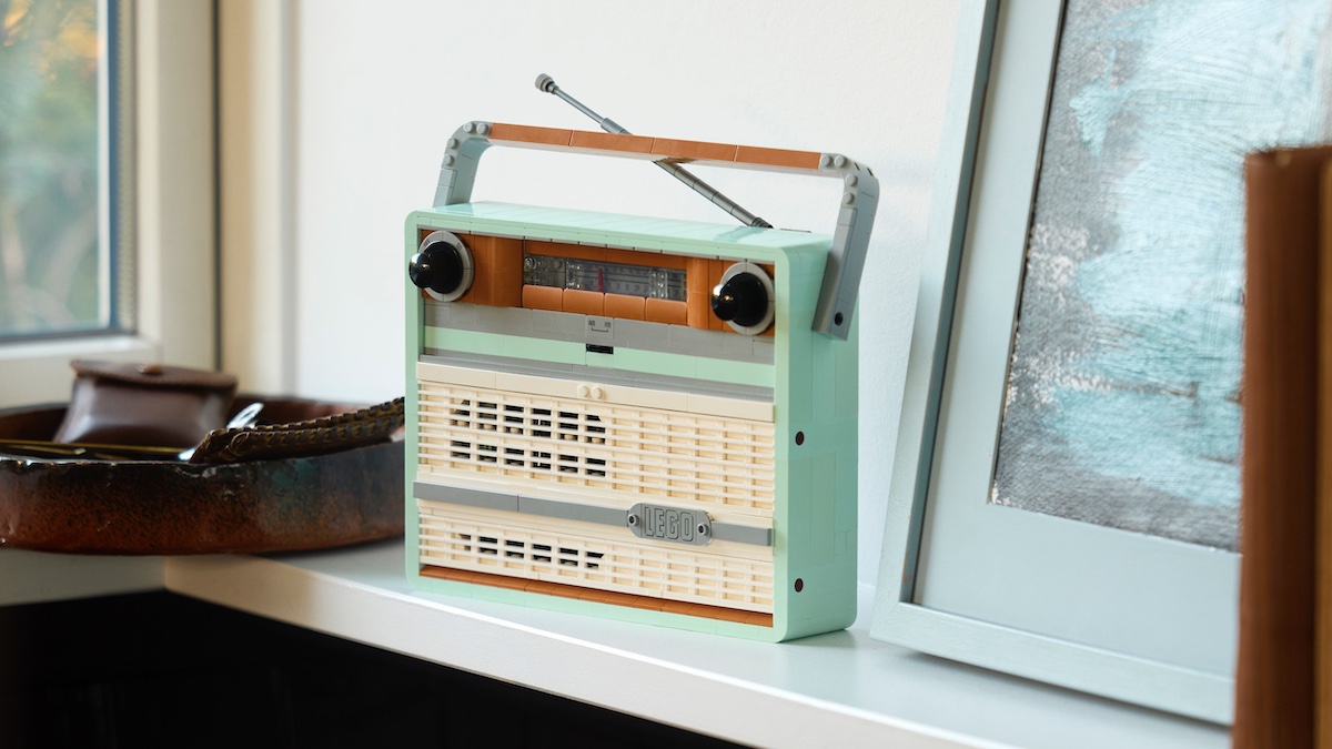 LEGO 10334 Retro Radio's designers are playing tricks