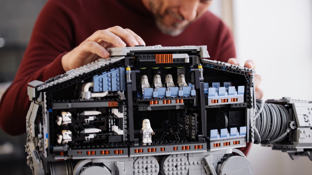 Video games inspired the interior of LEGO Star Wars 75313 AT-AT