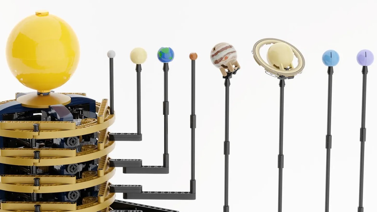 LEGO Ideas Seinfeld designer hits 10K again with collaborative Clockwork Solar System