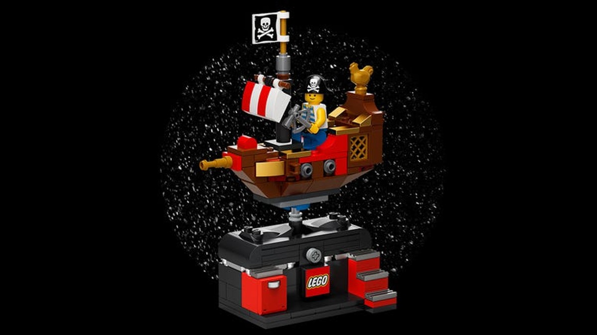 Half of the LEGO Bricktober 2022 builds are releasing widely