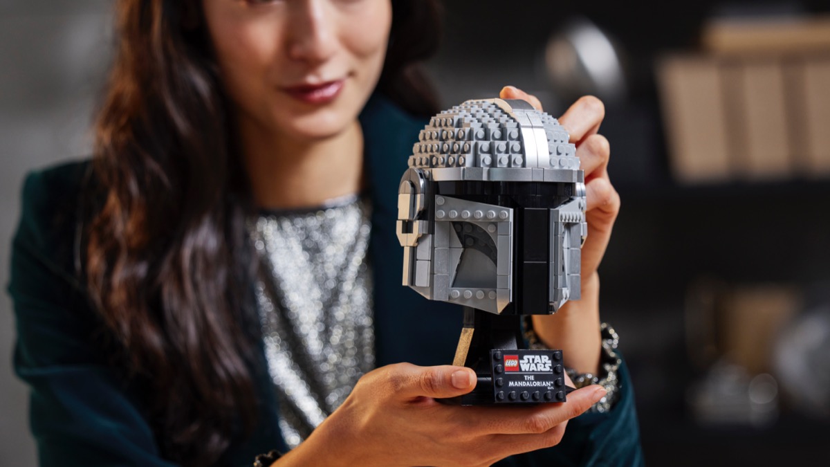 LEGO explains why Mando’s helmet isn’t entirely silver