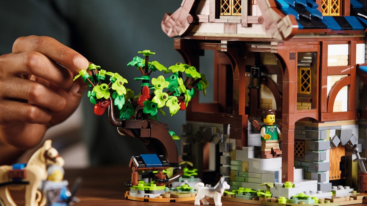 Exclusive 20% discount available on LEGO Ideas 21325 Medieval Blacksmith at John Lewis