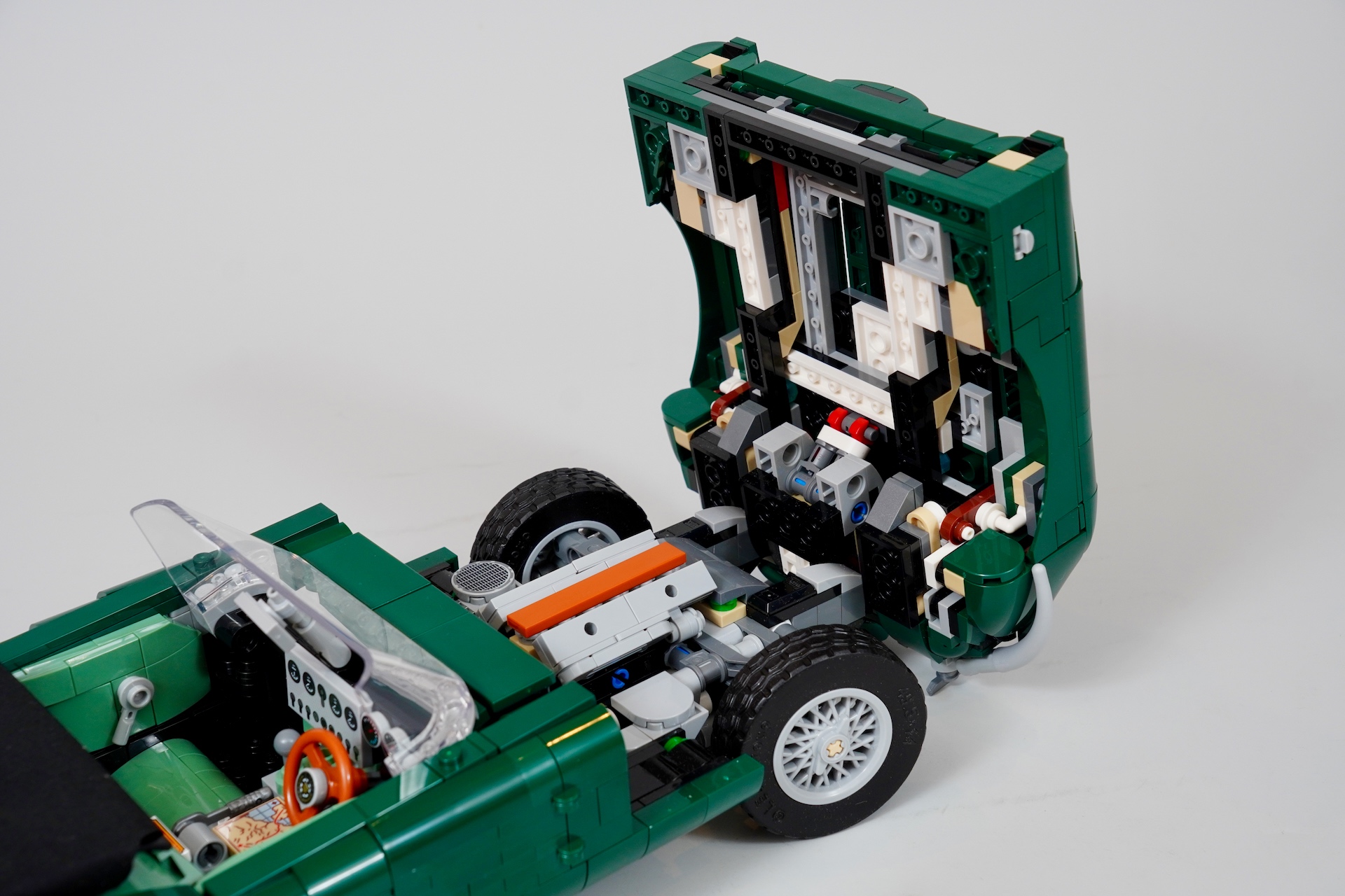 Reseña del LEGO Icons 11381 Jaguar E-Type - 20-1ha6s5efgbhn