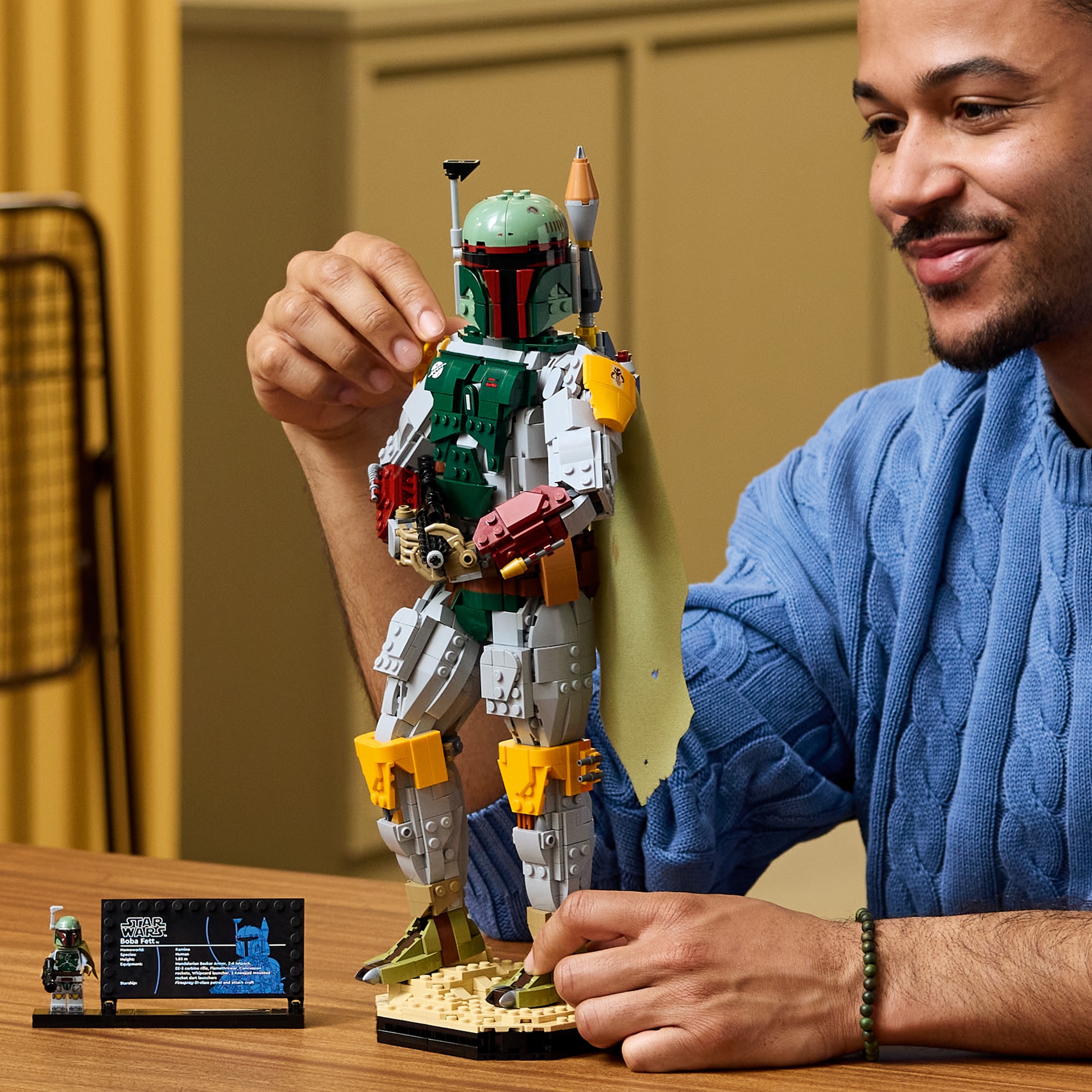 LEGO Star Wars 75455 Boba Fett - 75455_Lifestyle_Cons_crop_6Hipum2TrN15