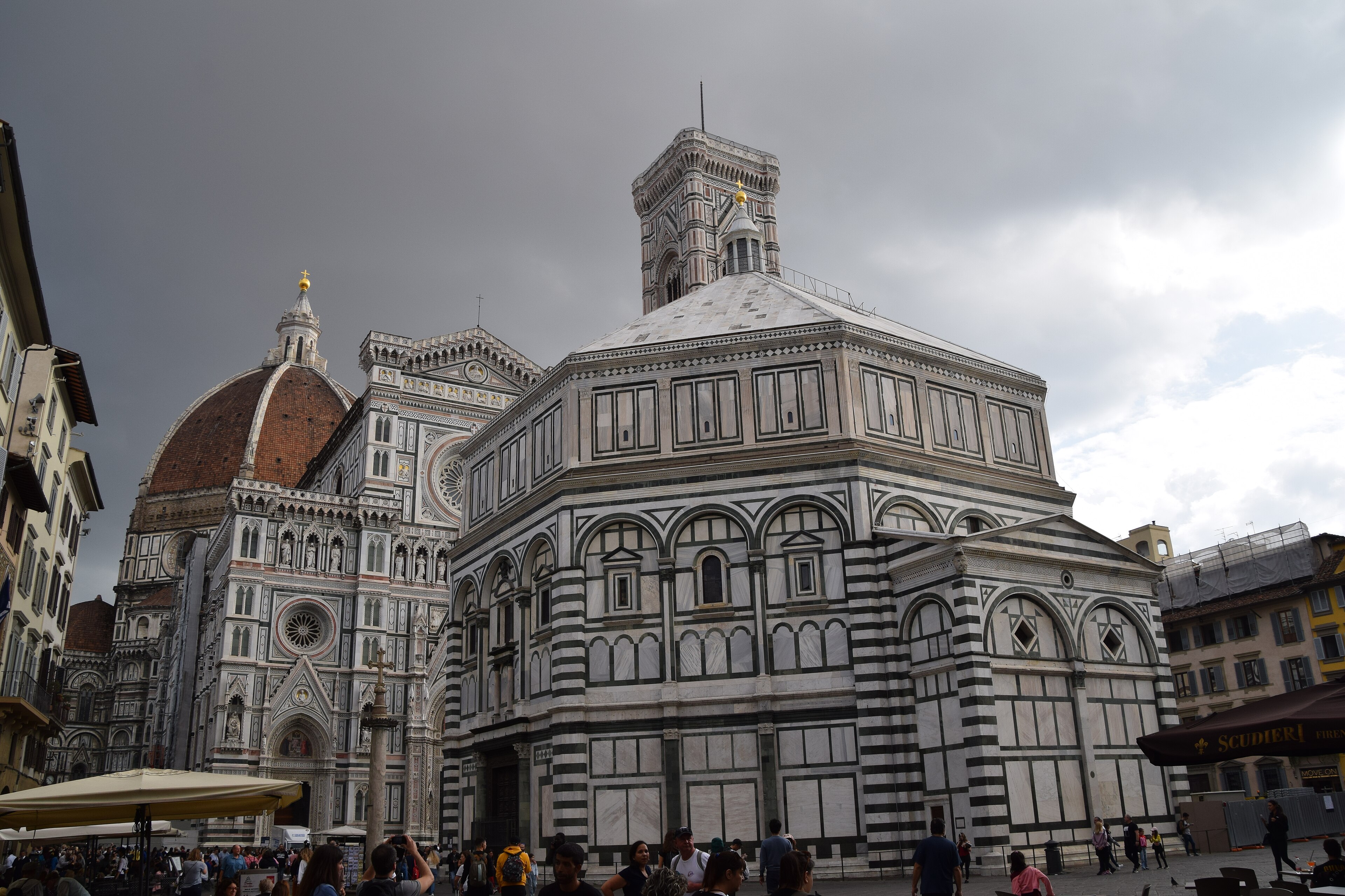 3840px-Florence,_Duomo_di_Firenze