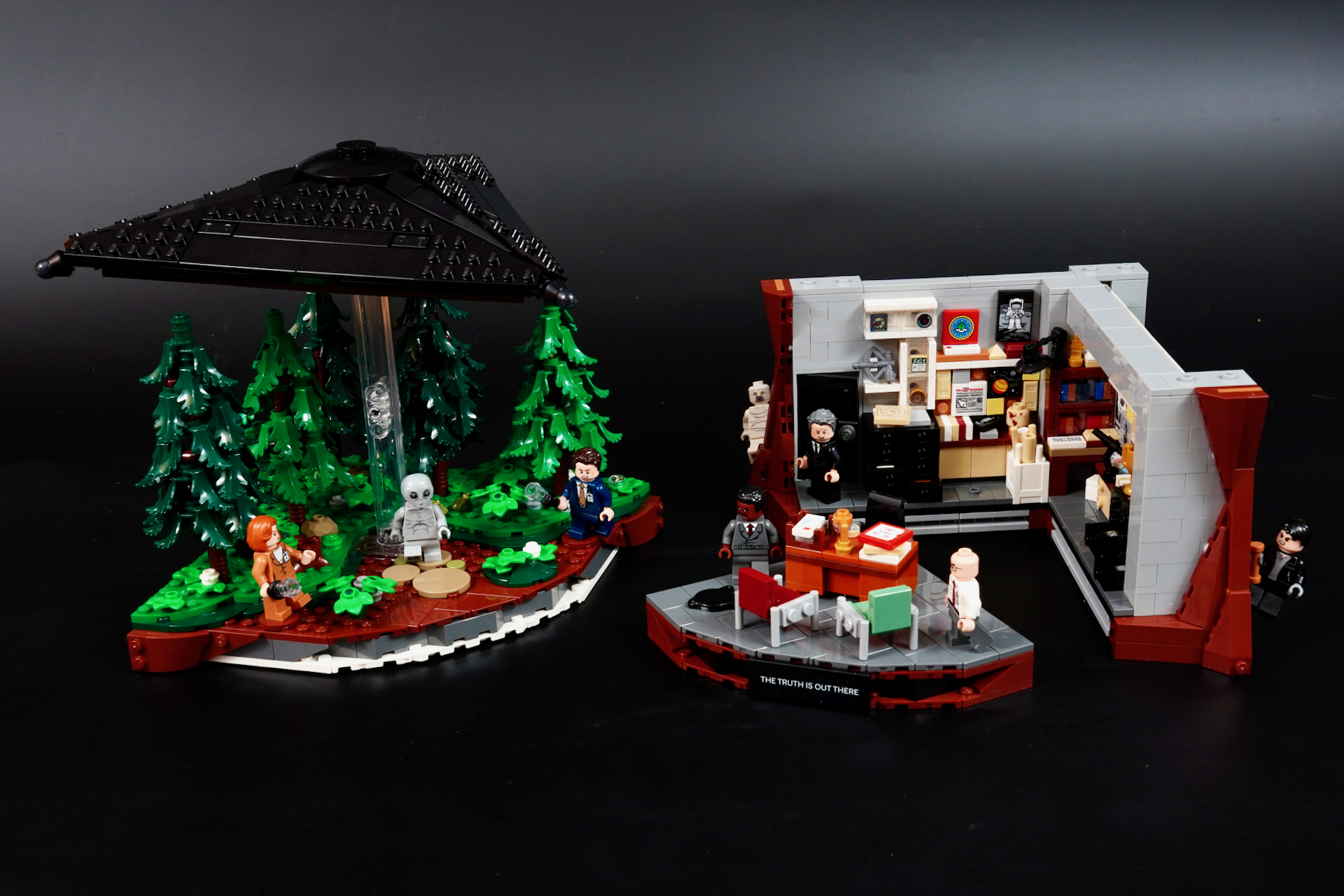 LEGO Ideas 21369 X-Files review - 45