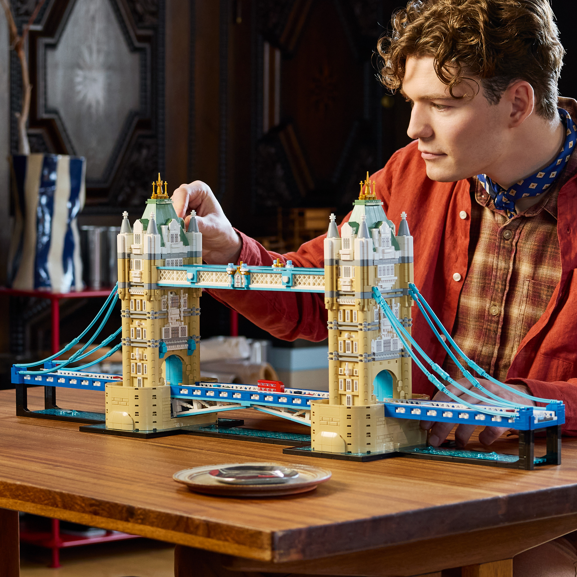 LEGO Architecture 21067 Tower Bridge_y7Pz9ivtPfG9
