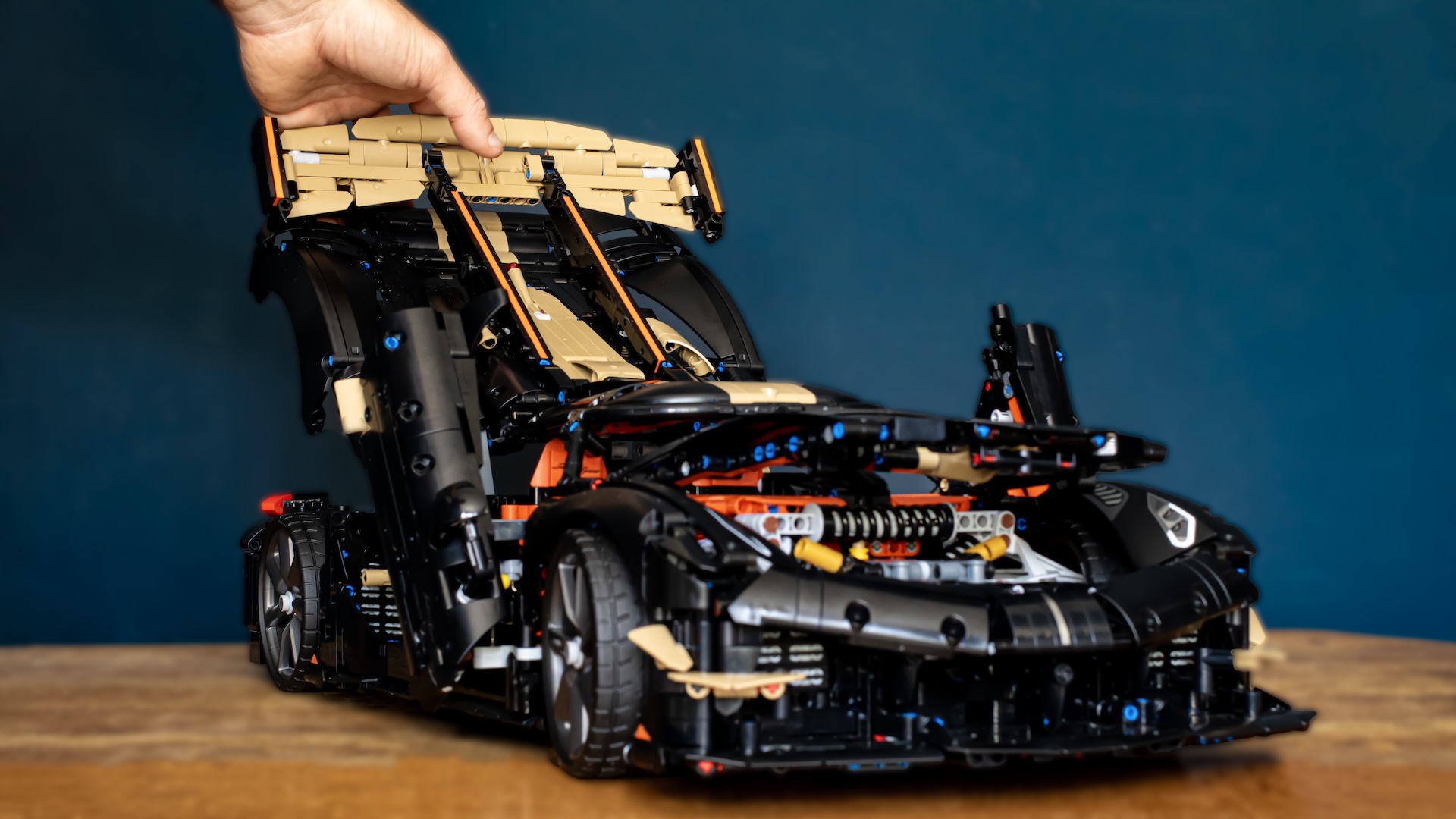 LEGO Technic 42232 Koenigsegg Sadair's Spear Megacar 26