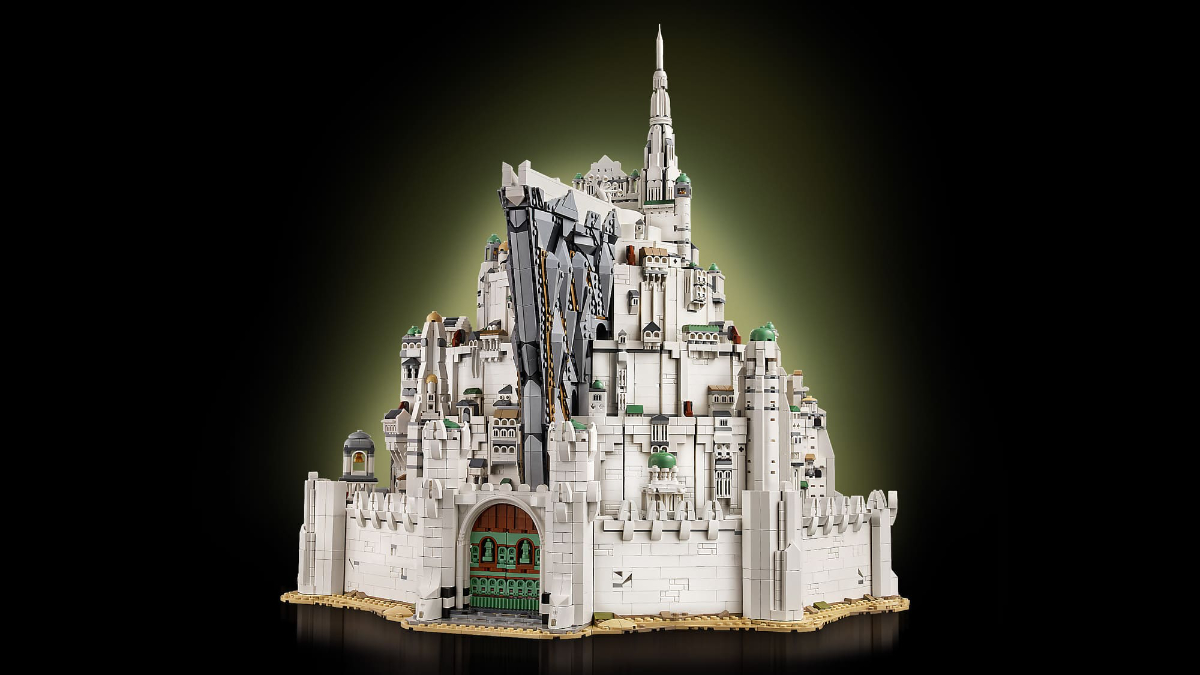 LEGO Minas Tirith’s seven levels proved to be a tight fit