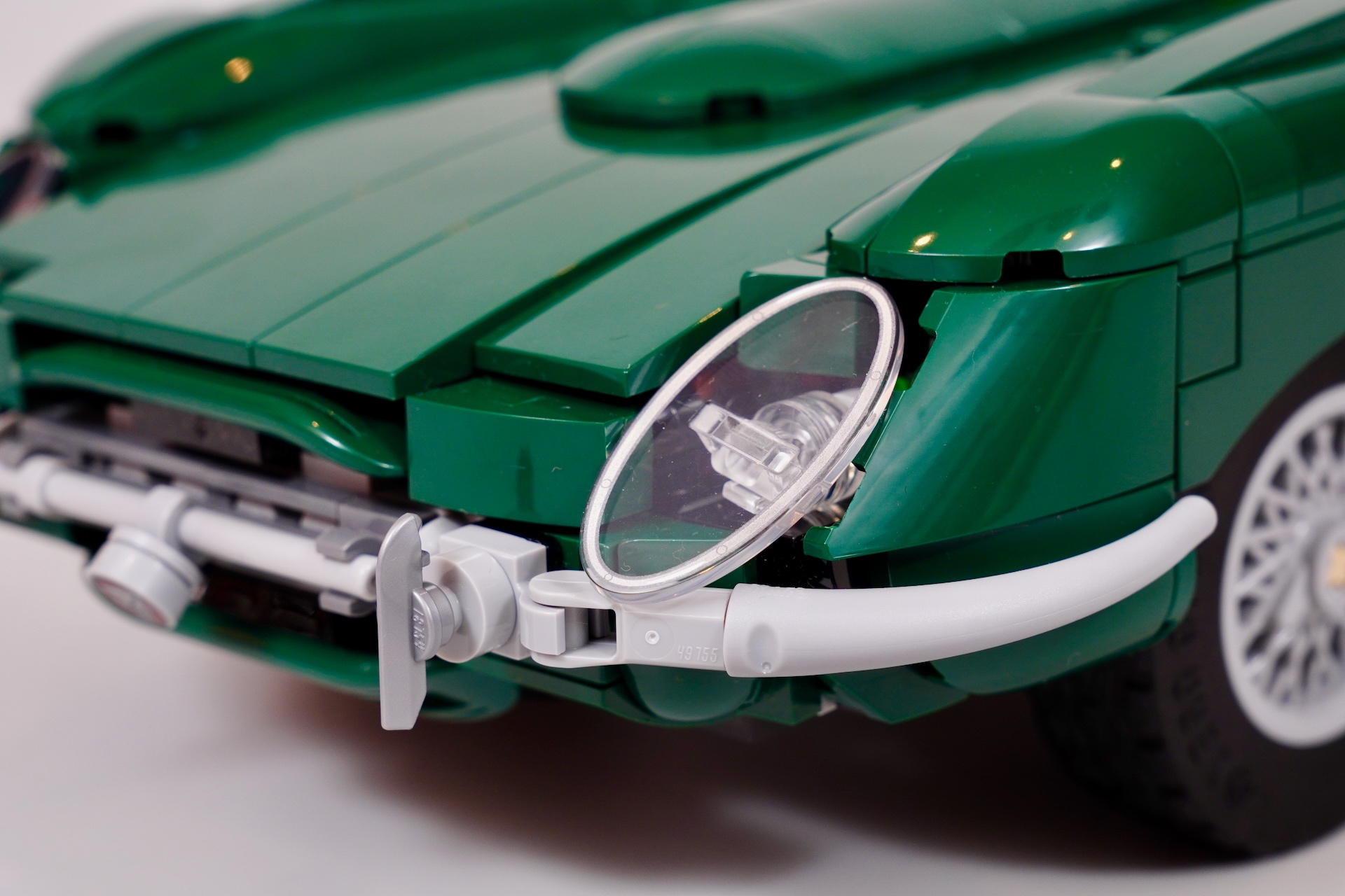 Reseña del LEGO Icons 11381 Jaguar E-Type - 24-th6758fhtyrg