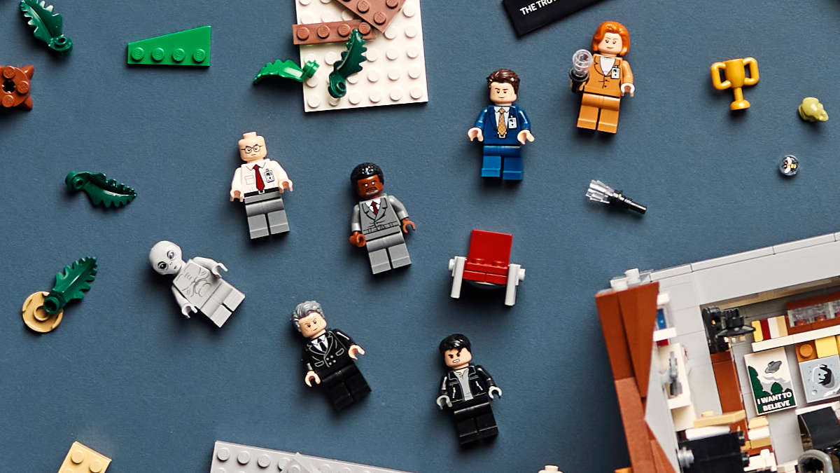 LEGO Ideas 21369 The X-Files minifigures featured