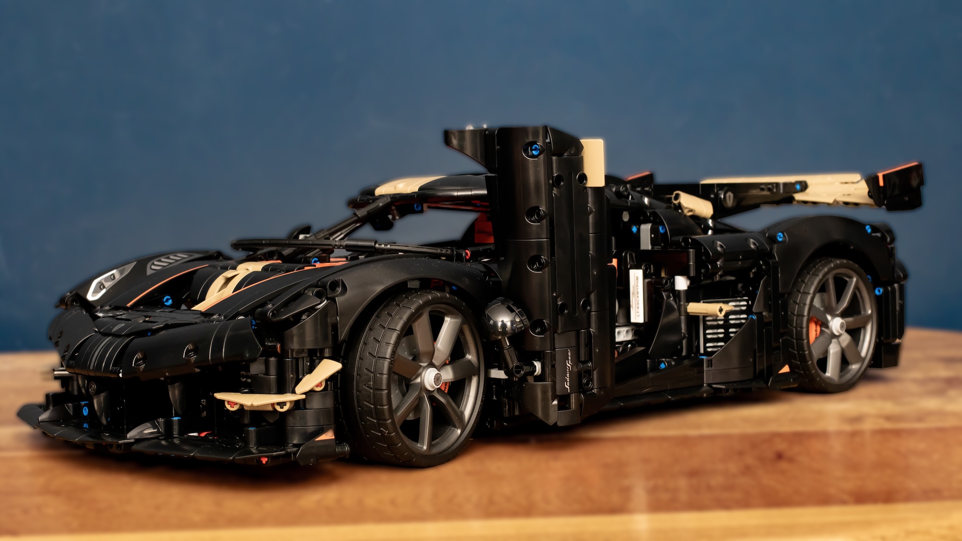 LEGO Technic 42232 Koenigsegg Sadair's Spear Megacar 8