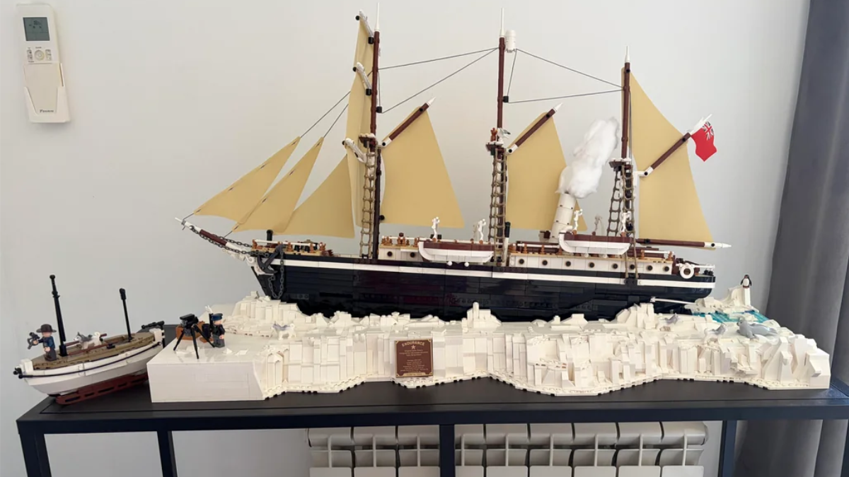 This is the display the LEGO Endurance needed all along