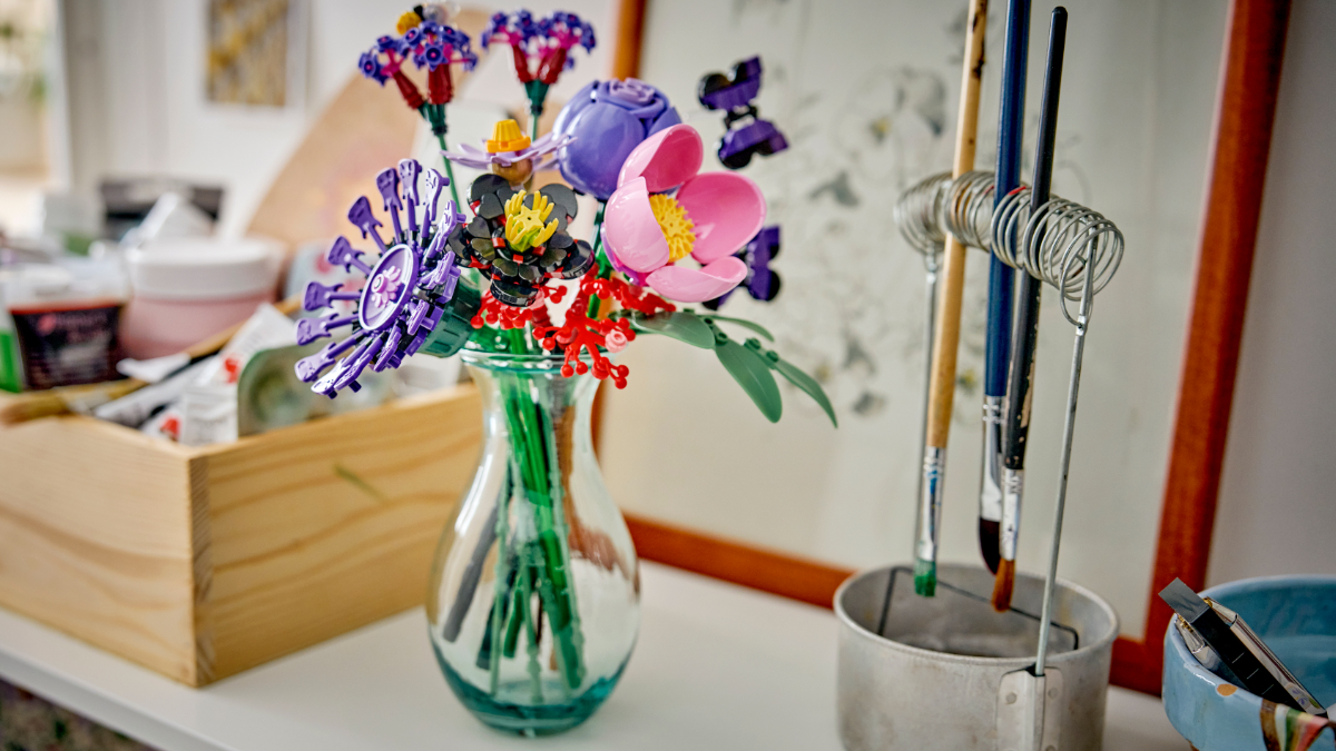 LEGO Editions and Botanicals share first-ever multi-theme set