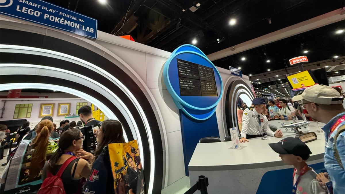 Tour the LEGO SDCC 2026 SMART Play booth