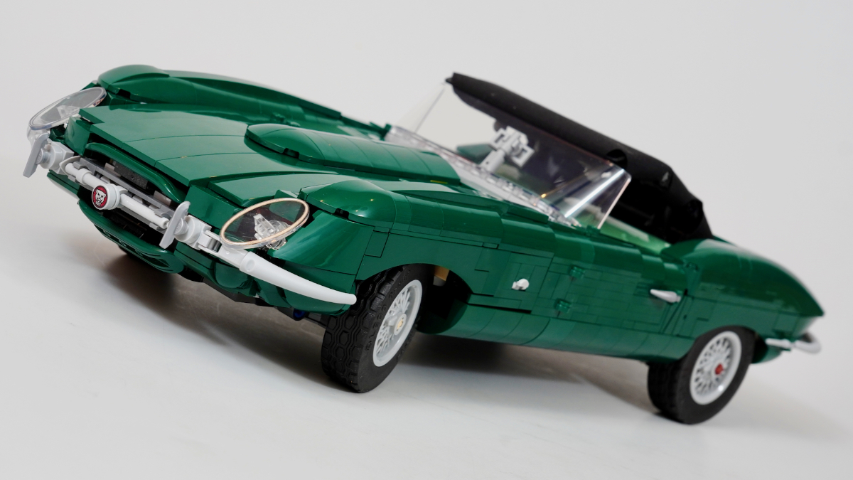 11381 Jaguar E-Type is the best LEGO Icons car yet
