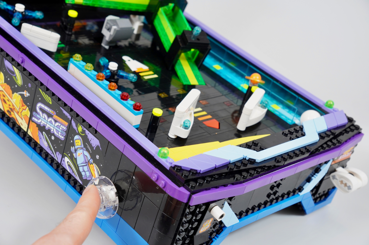 LEGO Icons 11374 Arcade Pinball Machine review-16