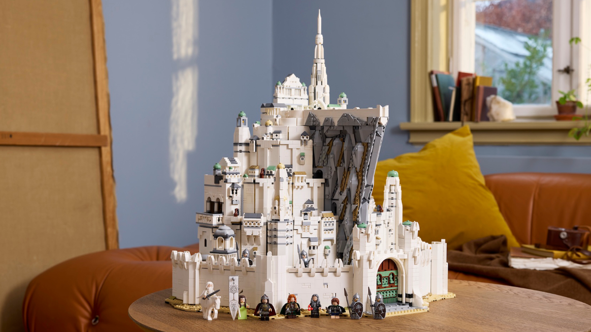 First LEGO Minas Tirith reviews praise price and scale