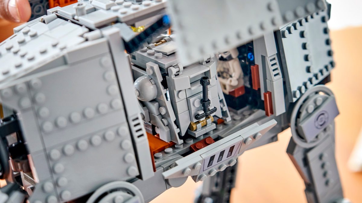 I was losing interest in LEGO Star Wars until I built this