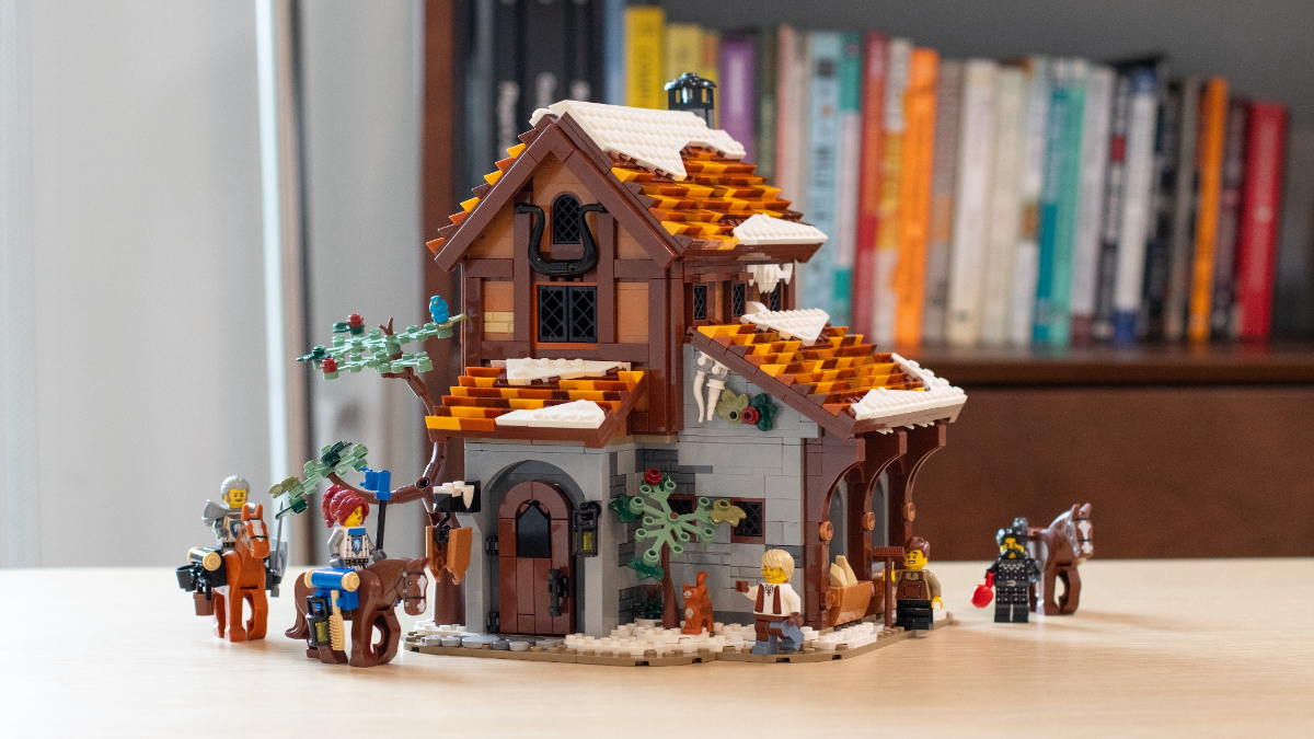 Six of our favourite LEGO Castle sets in BrickLink Series 11