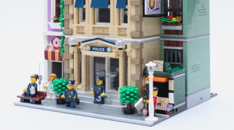 Обзор коллекции модульных зданий LEGO 10278 Полицейский участок