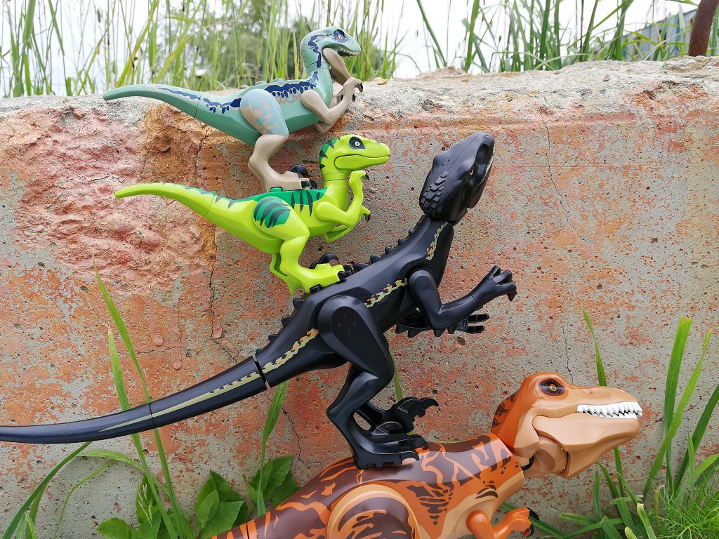 Brick_Pic_Dino_Escape