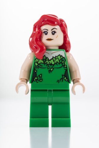 LEGO 76117 Batman Mech Poison Ivy Mech 3