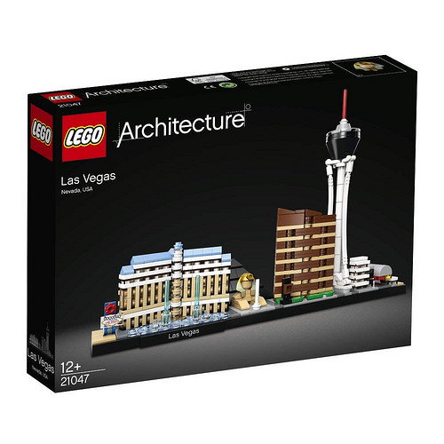 LEGO Architecture 21047 Las Vegas 1