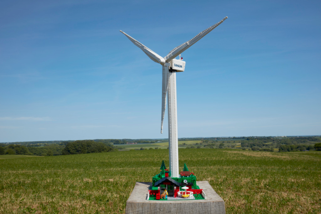 LEGO Creator Expert 10268 VESPA Wind Turbine lf 3