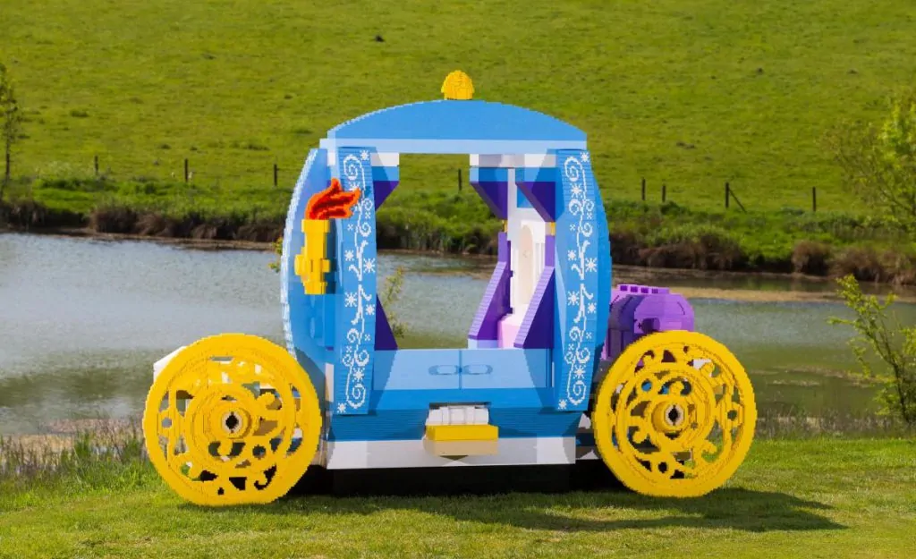 Lego cinderella carriage 2025 ride
