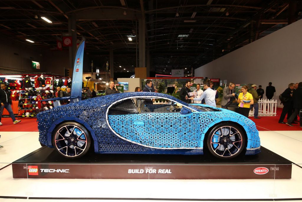LEGO Bugatti Chiron big Paris