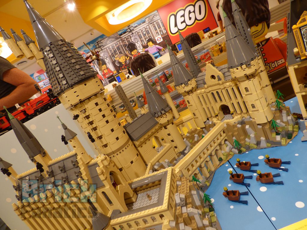 LEGO Harry Potter 71043 Hogwarts Castle preview 37