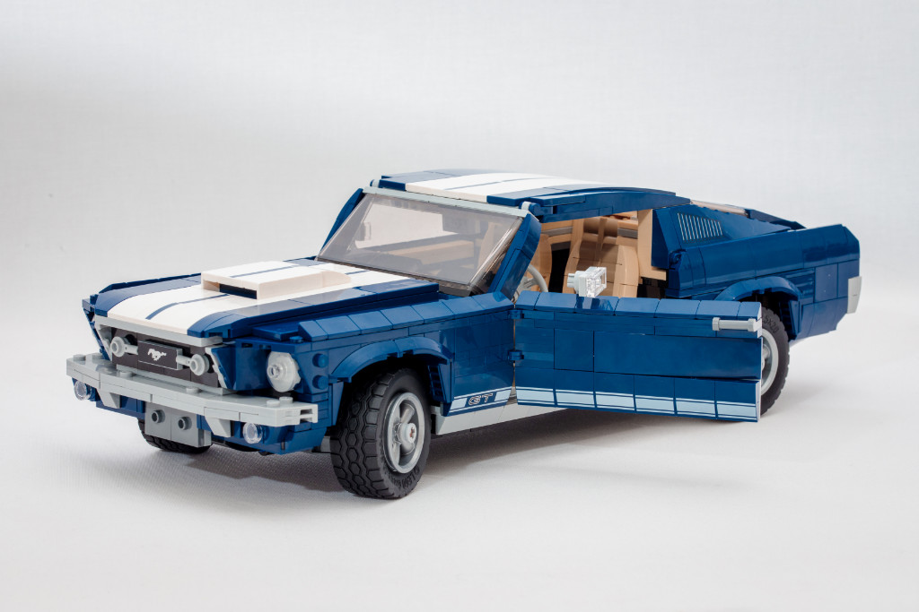 Lego Creator Expert 1967 Ford Mustang is 1,500 bricks of nostalgia - CNET
