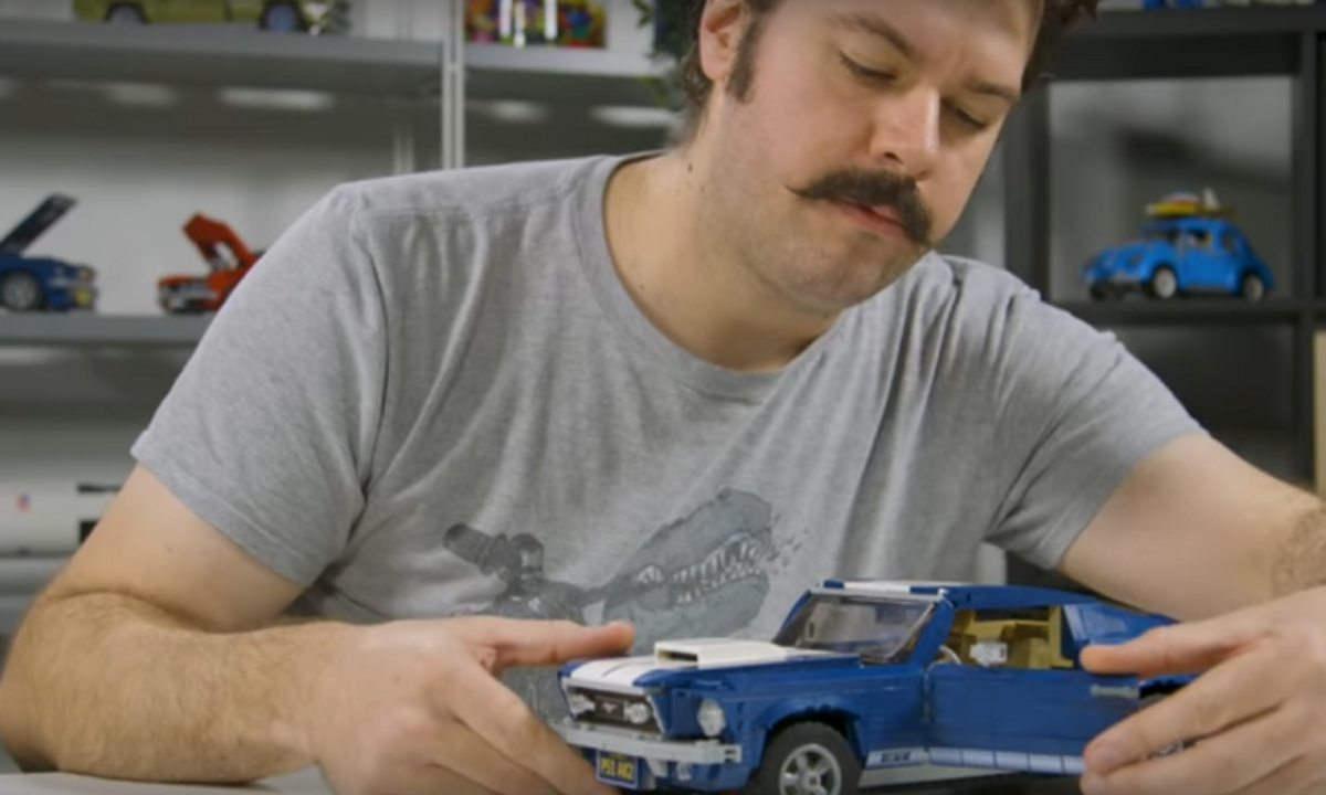 レゴ Creator Expert フォードマスタングデザイナービデオ