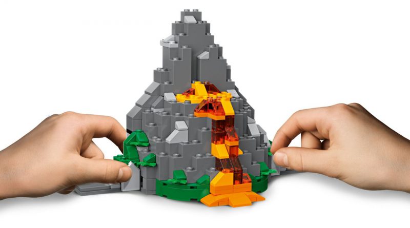 LEGO Jurassic World 75938 3