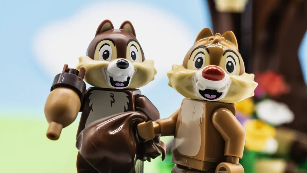 lego chip and dale