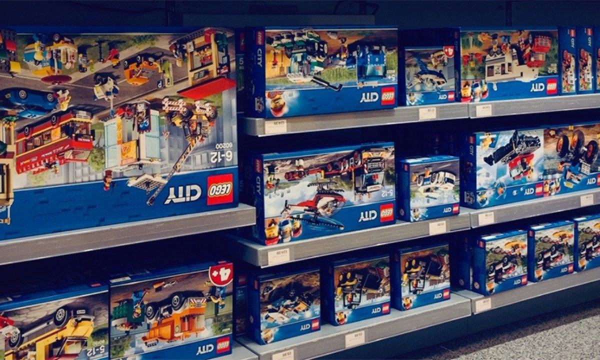 lego stranger things set release date