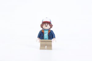 LEGO Stranger Things 75810 The Upside Down review minifigure 8