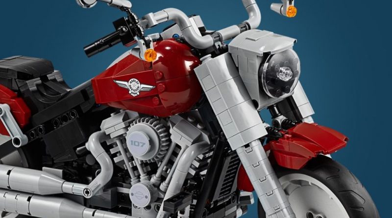 LEGO Creator Expert 10269 Harley Davidson Fat Boy 23