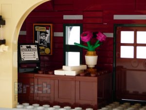 71044 Disney Station