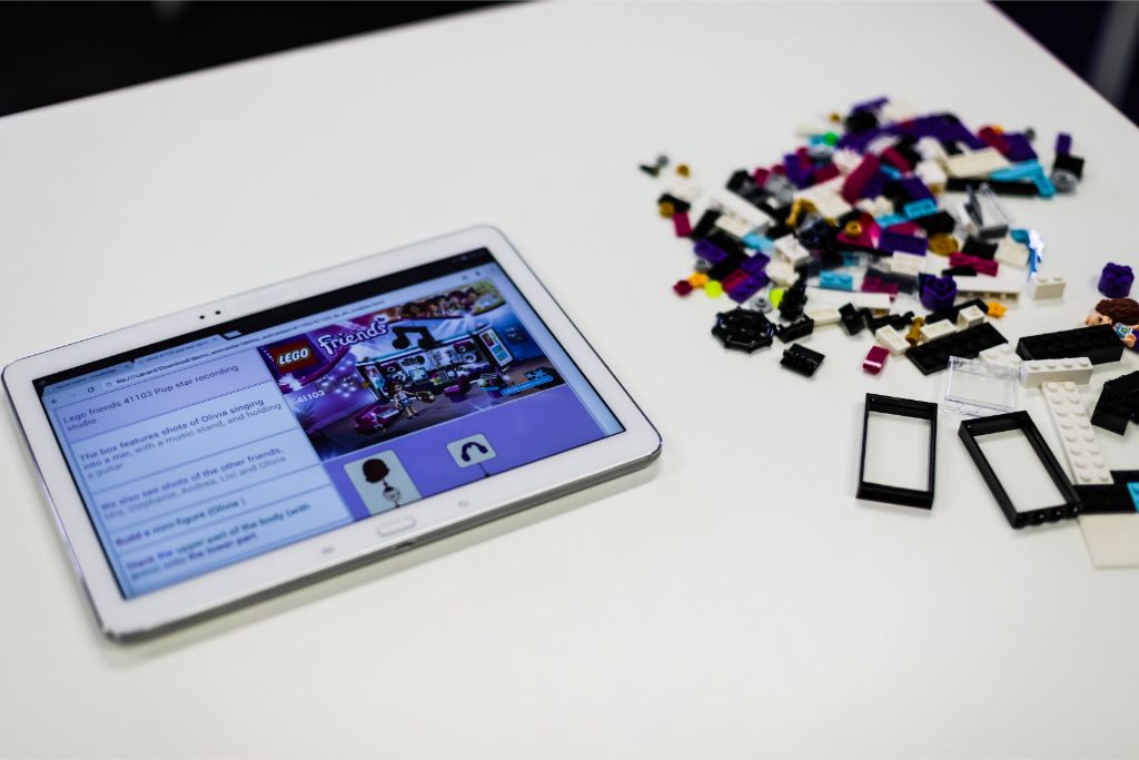 LEGO Audio & Braille Building Instructions test phase launches