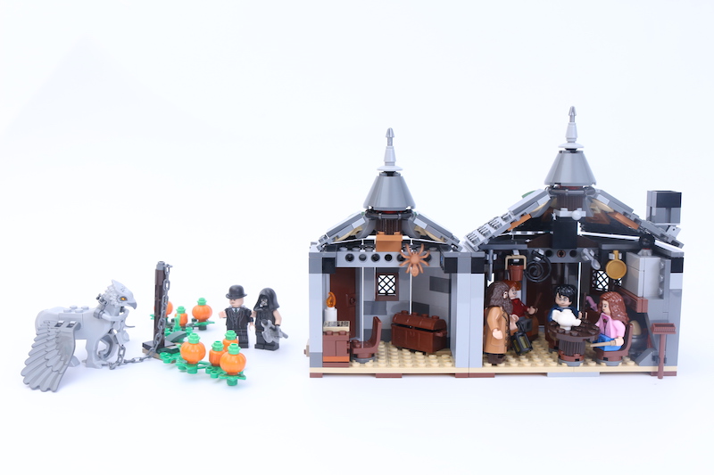 LEGO Harry Potter 75947 Hagrid’s Hut Buckbeak’s Rescue main