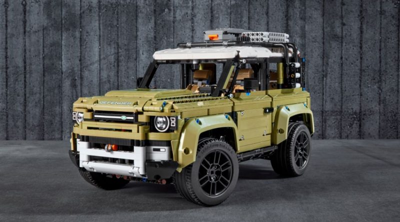 LEGO Technic 42110 Land Rover Defender 2