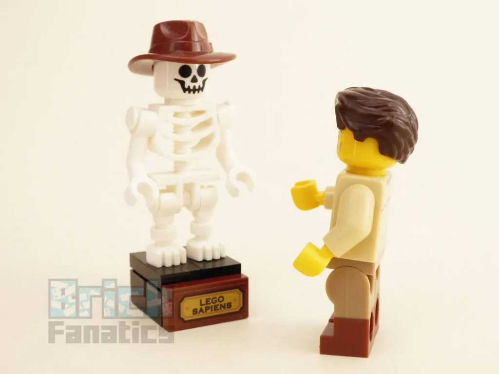 21320 Dinosaur Fossils minifigures